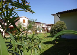 Appartamenti lato campagna di più racente costruzione